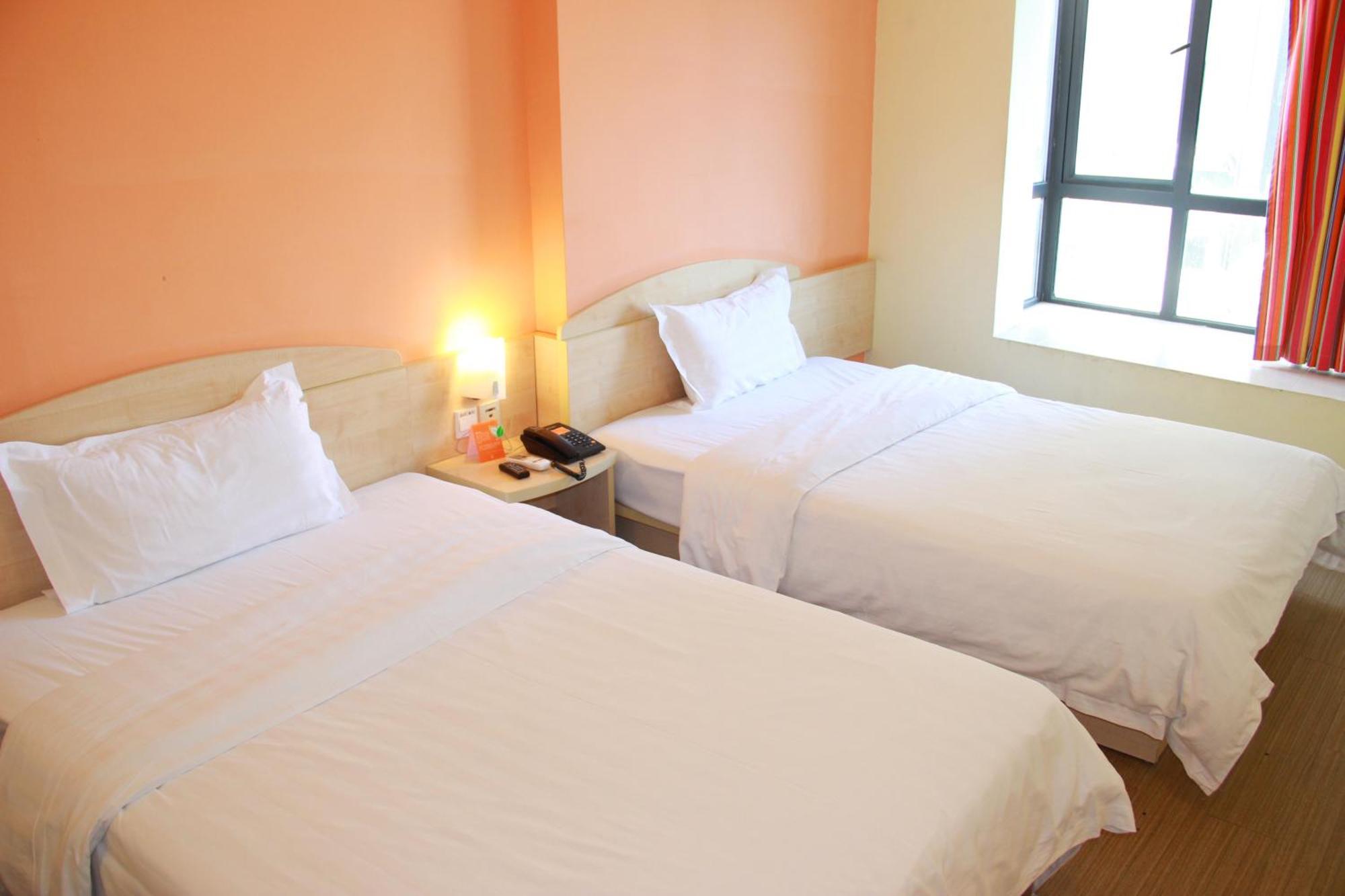 Iu Hotel Guangzhou Jingxi Nanfang Hospital Station Exterior foto